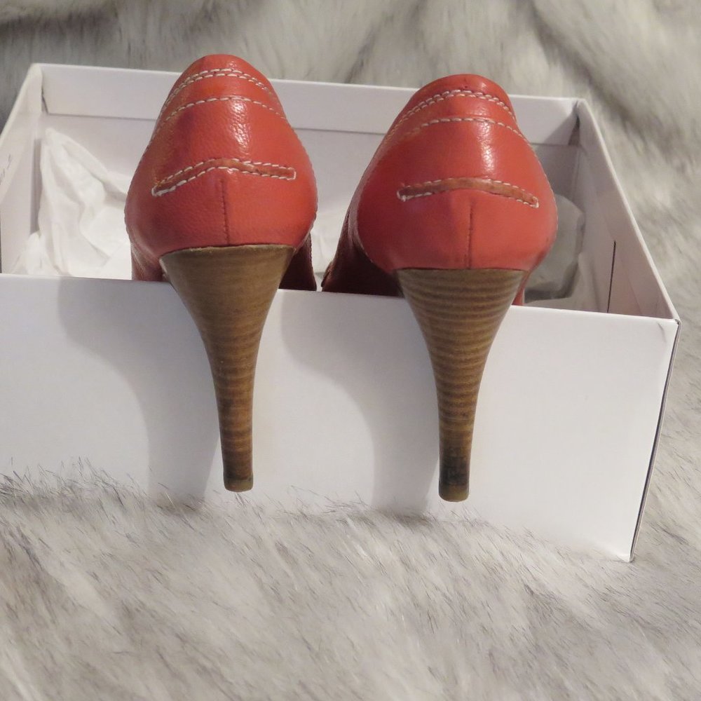 NINE WEST 'Dasher' pink peep toe pumps - Picture 3 of 10